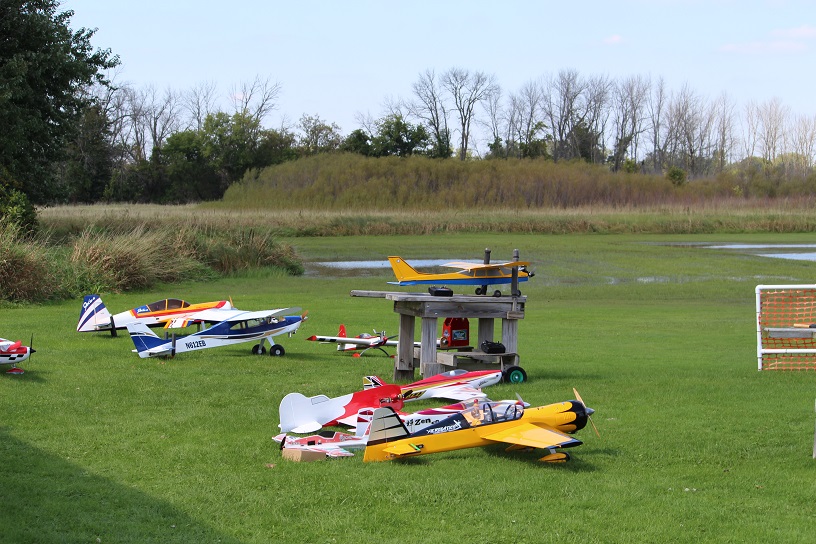 Rainbow cheap rc plane